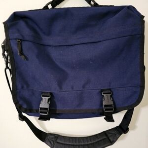 L.L. Bean Messenger/laptop bag
